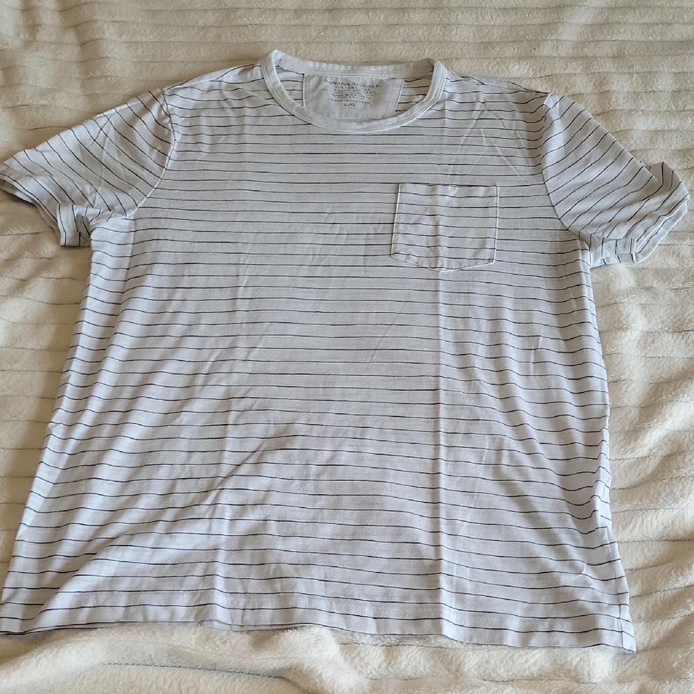 Banana Republic Gray Striped Short Sleeve Tee